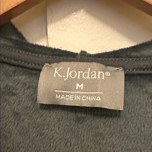 K Jordan Charcoal light sweater - Picture 2 of 5
